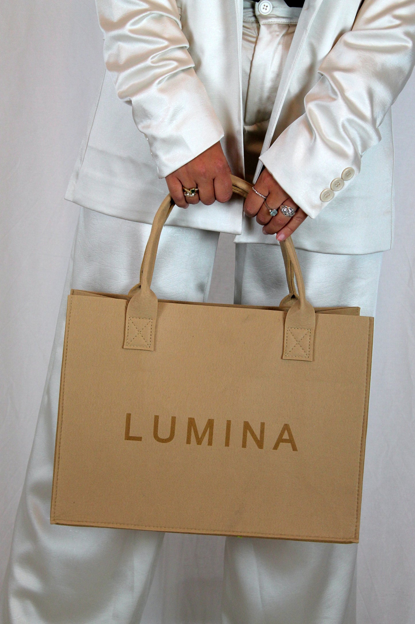 Borsa Lumina