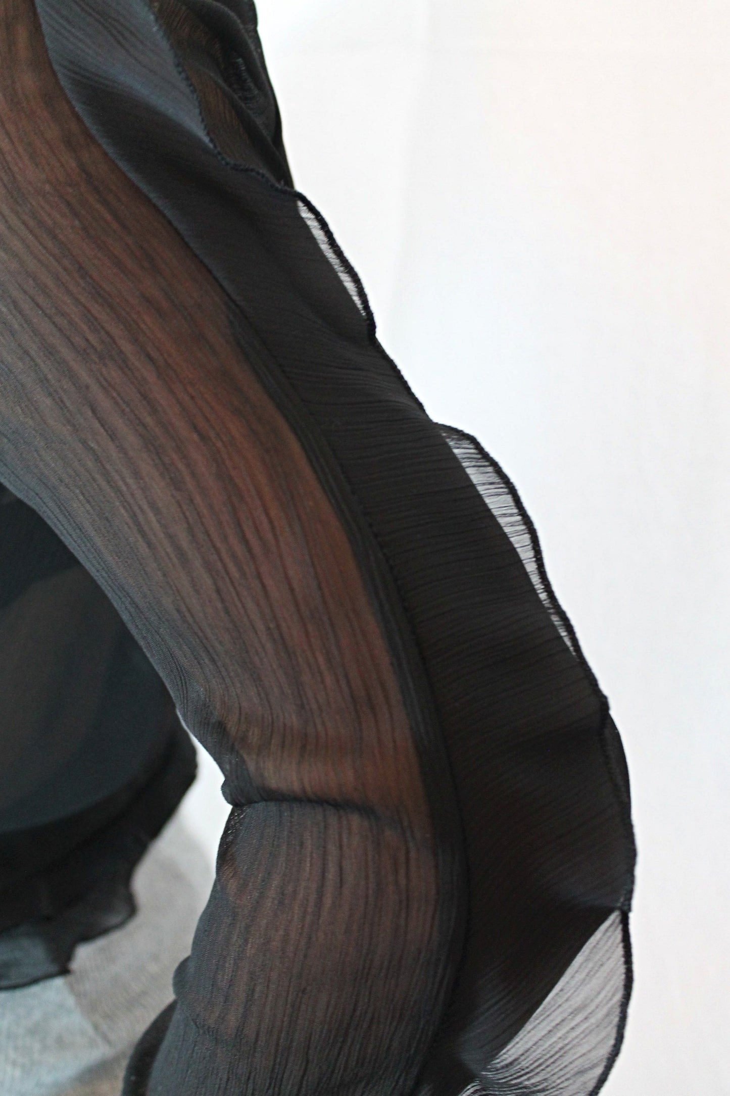 Camicia con ruches nera